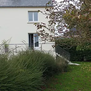 Petite Maison Avec Jardin Landrévarzec